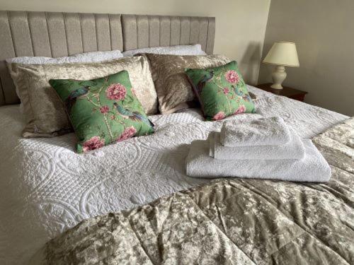Glen Lyon Lodge Bed And Breakfast ネアン エクステリア 写真