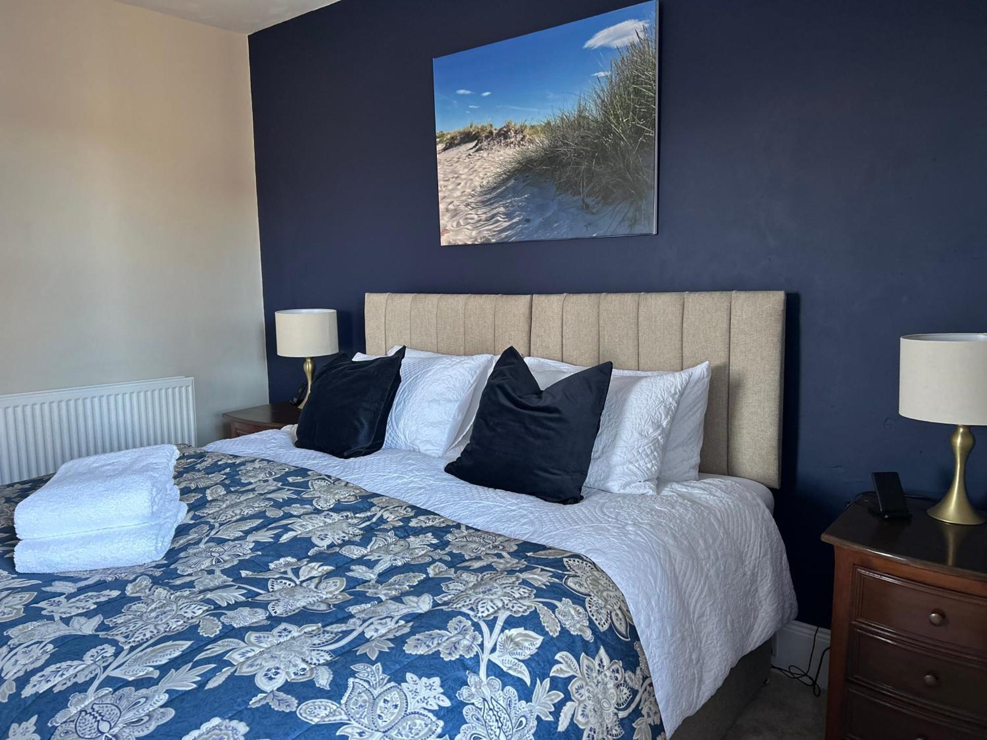 Glen Lyon Lodge Bed And Breakfast ネアン エクステリア 写真